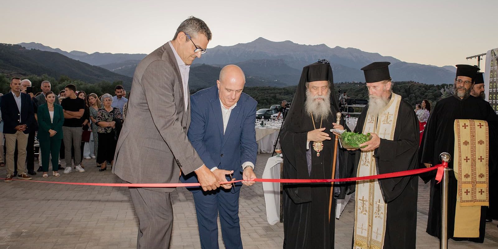 egkainia-molon-lave-kentriki-photo